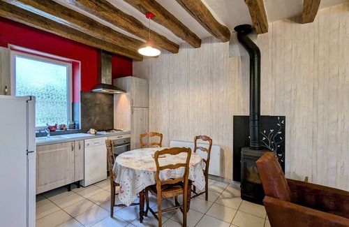 Buzancais Cottage | Peaceful cottage near Indre river, close to Brenne and Châteauroux