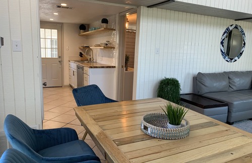 Horseshoe Bay House | Peaceful, family and pet-friendly duplex in a cut-de-sac with abundant wild life