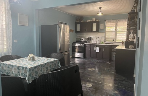 Calvache House | Peaceful, fully renovated home that is solar powered!