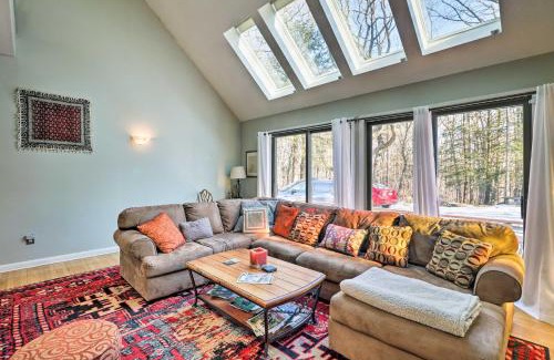Goshen House | Peaceful Goshen Cottage with Screened Porch and Views!