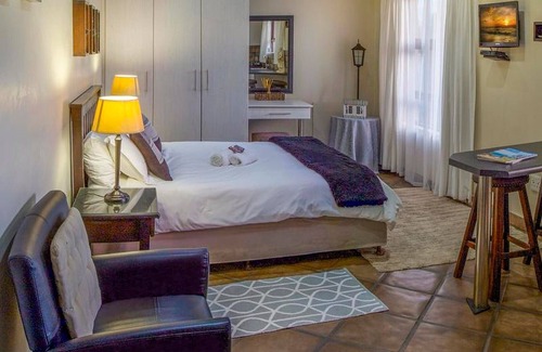 Humewood Bed & Breakfast | Peaceful guest room with double bed and kitchen, near Port Elizabeth