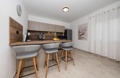 Rab Apartment | Peaceful Haven near the Sea-Apartments Torlak Rab
