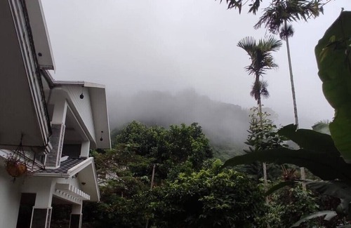 Devikolam House | Peaceful Hillside Homestay