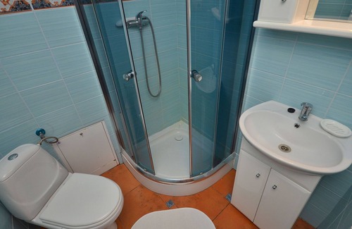 Darlowo House | Peaceful Holiday Home in Domaslawice with Swimming Pool