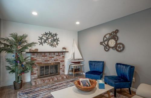 Marina House | Peaceful Home close to Monterey, Big Sur, Carmel
