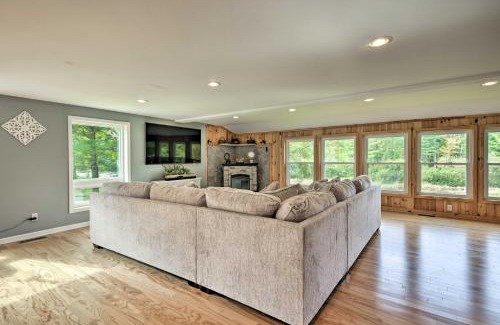 Glenfield House | Peaceful Home with 11 Acres, Creek and Fire Pit!