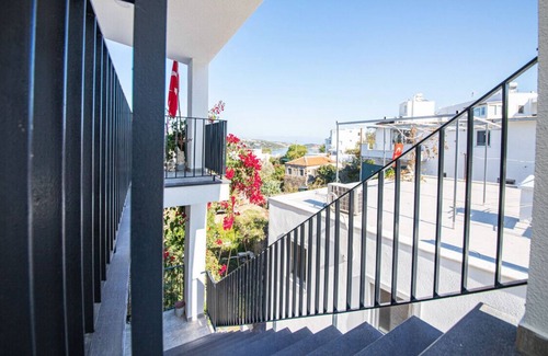 Golturkbuku Apartment | Peaceful Home with Amazing View in Golturkbuku