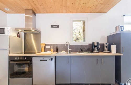 Besneville Cottage | Peaceful house with private terrace and enclosed garden near Cotentin beaches