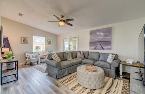Del Mar House | Peaceful Lady Lake Home with Screened-In Porch!