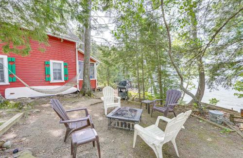 Vassalboro House | Peaceful Lakefront Maine Cabin with Sunset Views