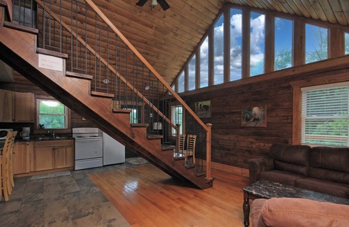 Littleport Cabin | Peaceful Lakeview Cabin