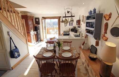 Saint-Jean-de-Cole House | Peaceful location a short walk To One Of Frances Most Beautiful Villages