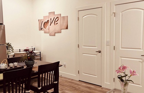 Fort Langley House | peaceful lodge