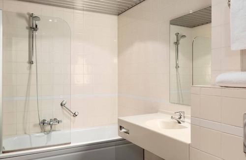 Nunspeet Hotel | Peaceful Nature Unit Near Het Zandenbos Heated Pool Dog Friendly