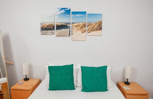 Newhaven Apartment | Peaceful Oasis By The Sea