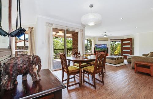 Mountain Creek House | Peaceful, Pet Friendly Home - Medium to Large Pets Only