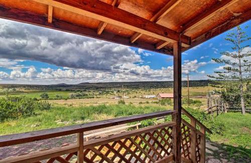 Springerville House | Peaceful Ranch Cabin, 3 Mi to Becker Lake!