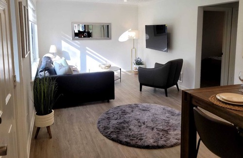 Newmarket House | Peaceful, relaxing 3-bedroom house with a big backyard in Newmarket