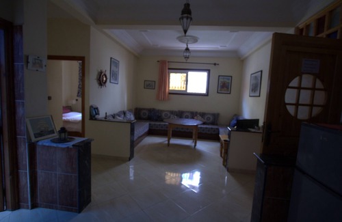 Imsouane Apartment | |Peaceful, relaxing and friendly house. Real treat for sea lovers and surfers.