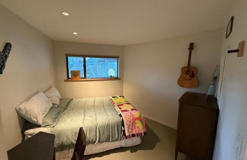 Gold River House | Peaceful Rest