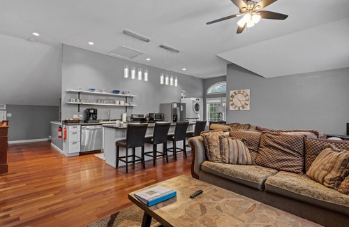 Danbury Apartment | Peaceful Retreat with Stunning Mountain Views for Unforgettable Memories