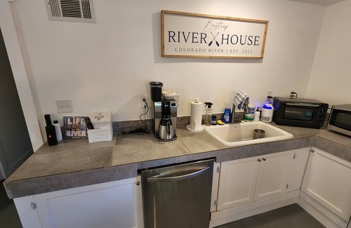 Bastrop Cottage | Peaceful Riverfront Cottage: 1 Acre, only 5 mins from downtown Historic Bastrop