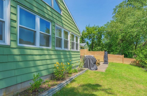 Hope Apartment | Peaceful Riverfront Retreat in Hope, R.I.