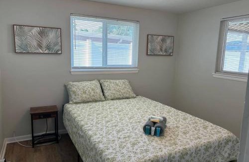 Sarasota Springs House | Peaceful Sarasota Retreat Rm 3