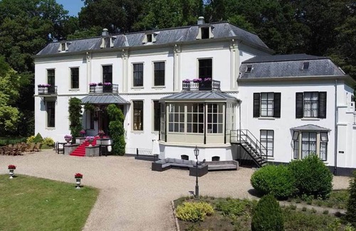 Eerbeek Hotel | Peaceful Stay with Woodland Views, Perfect for Couples & Nature Walks