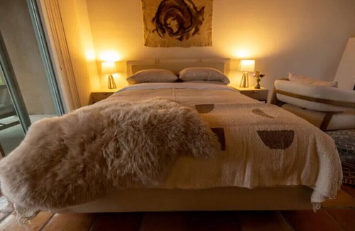 Ojo Caliente Hotel | Peaceful Suite in Desert Inn- Acoma Queen Room