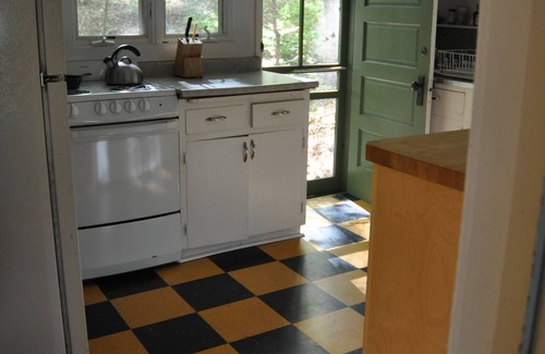 Scandia Cabin | Peaceful Vintage Retreat on Pristine St Croix River near Marine-on-St-Croix