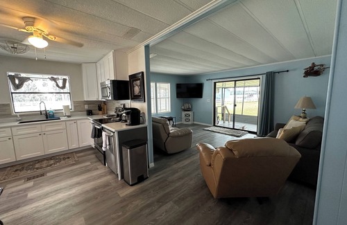Georgetown House | Peaceful Waterfront Home on St. Johns with large porch and dock.