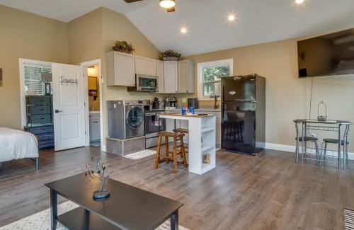 Simpsonville Apartment | Peaceful Waterfront Studio 16 Mi to Greenville!
