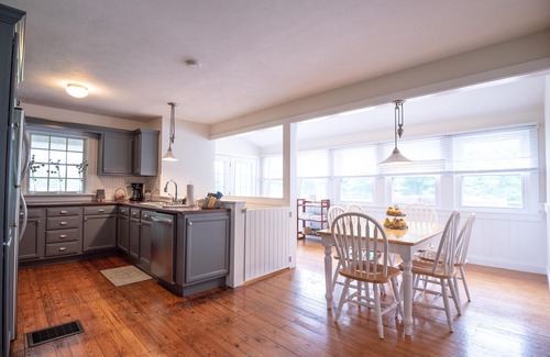 Helmsburg Cottage | Peaceful Wayside Cottage in the country 5 miles north of Nashville, IN!