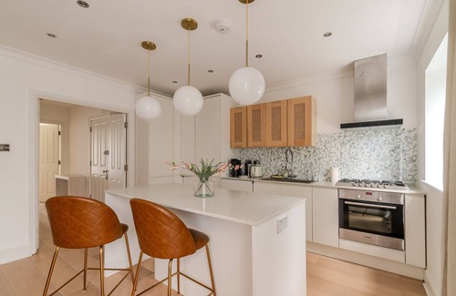 Dulwich Apartment | Peacefully set 2BR Apt near Beautiful Dulwich Park
