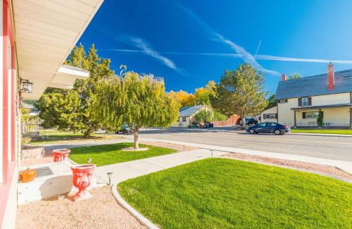 Fruita House | Peach House Iii - Cozy Downtown Getaway W-Big Yard