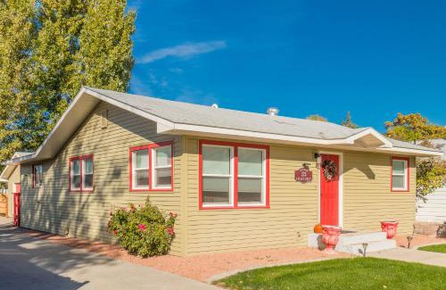 Fruita House | Peach House Iii - Cozy Downtown Getaway W-Big Yard