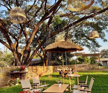 Nong Khai Resort | Peang Tara Cafe & Resort