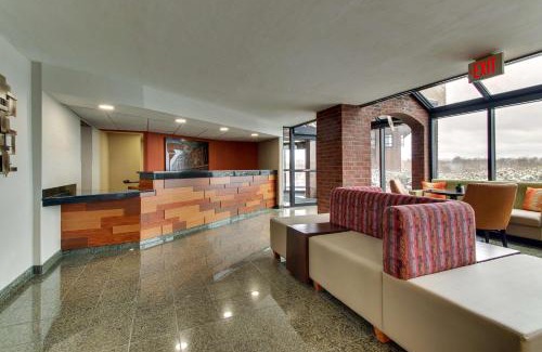 Arnold Hotel | Pear Tree Inn St. Louis - Arnold