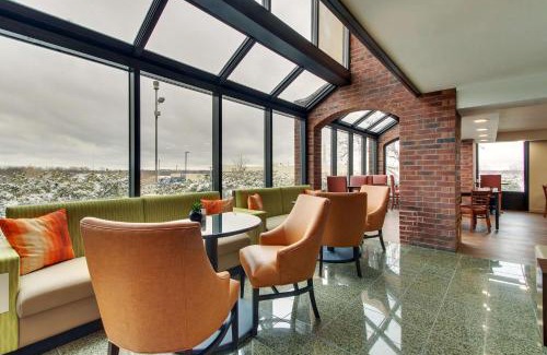 Arnold Hotel | Pear Tree Inn St. Louis - Arnold