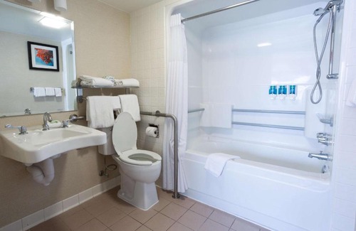 Terre Haute Hotel | Pear Tree Inn Terre Haute