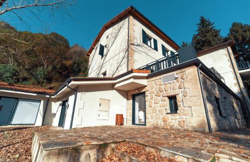 Carballedo Ski Chalet | Peares Center Chalet