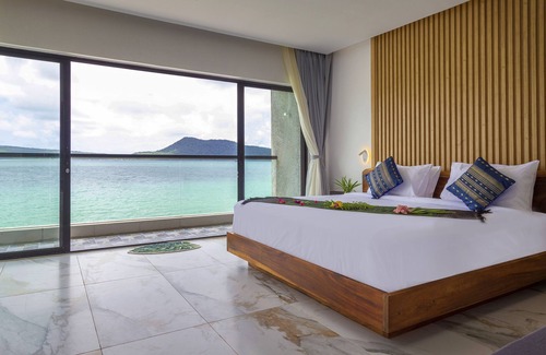 Koh Rong Sanloem Hotel | Pearl Beach Resort & Spa