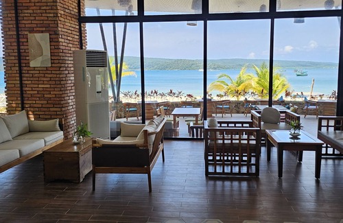 Koh Rong Sanloem Hotel | Pearl Beach Resort & Spa
