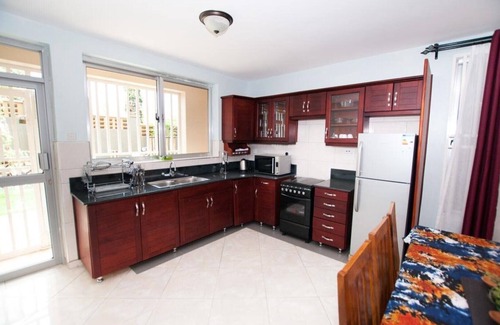 Bukoto House | Pearl Cottage Unit # 4
