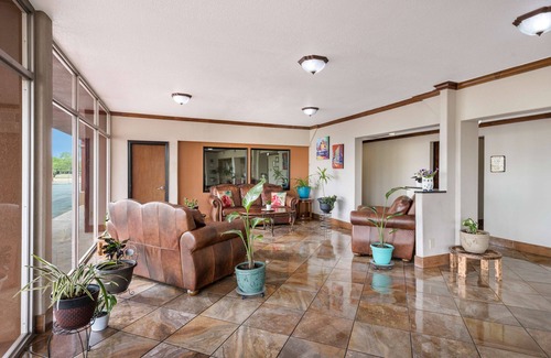 San Angelo Hotel | Pearl on the Concho