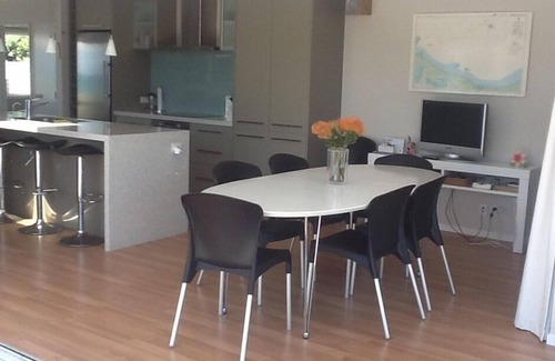 Pukehina House | Pearsons' Pukehina Paradise