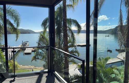 Sunny Corner Resort | Peats Bite