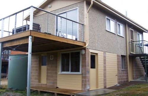 Coles Bay Cottage | Pebble Shack