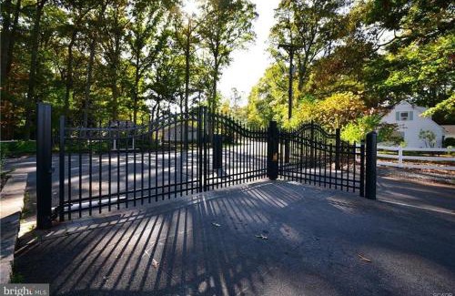 Rehoboth Beach House | Peek-a-Boo view-Angola by the bay